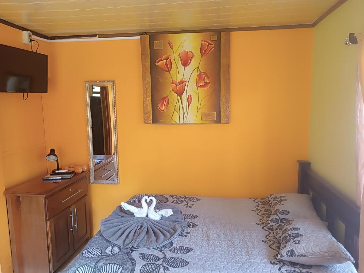 Apartamentos M&M La Fortuna Luaran gambar